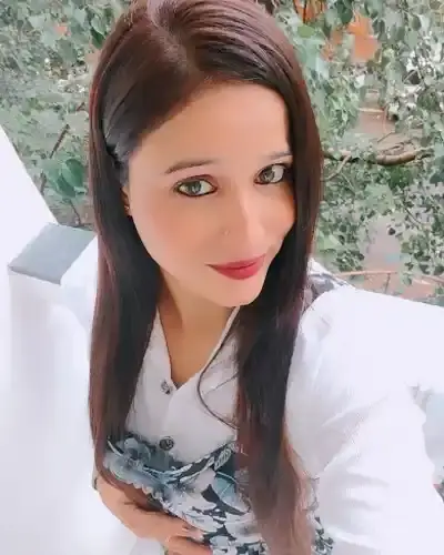 Call Girls in Gandevi