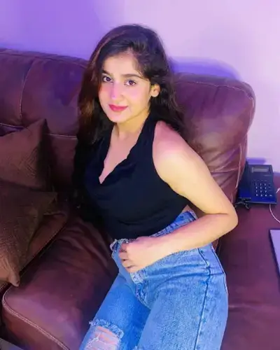 Call Girls Gandevi